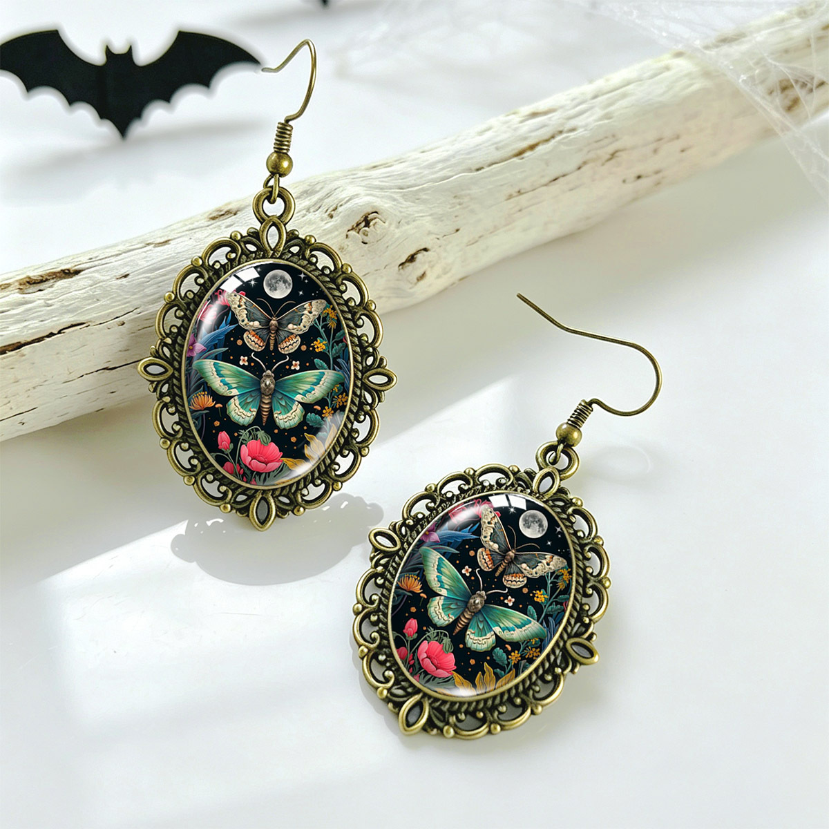 Vintage Distressed Openwork Lace Crescent Moon Earrings